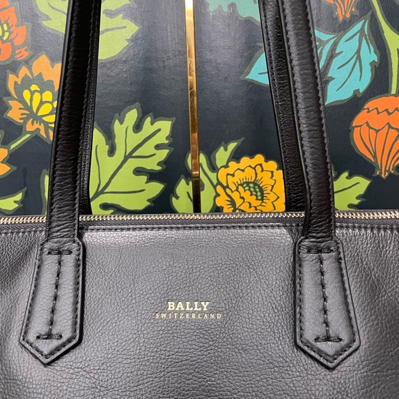 Bally Black Pebbled Leather Tote Bag - Picture 4 of 9